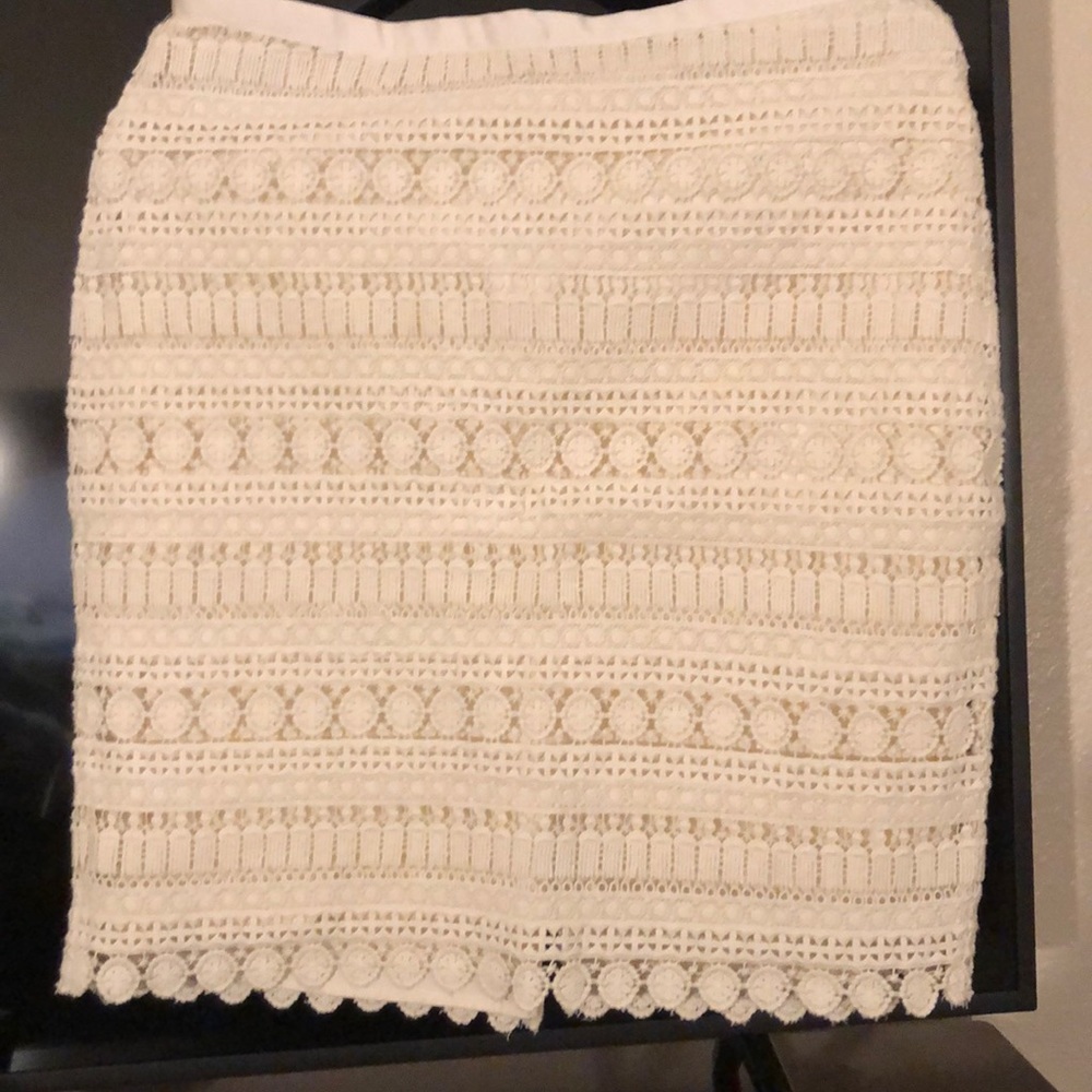 Tommy Hilffiger- Lace skirt